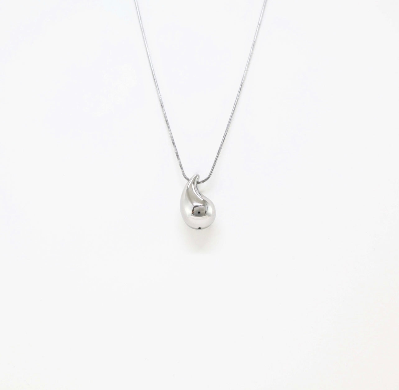 Collar Gota Silver