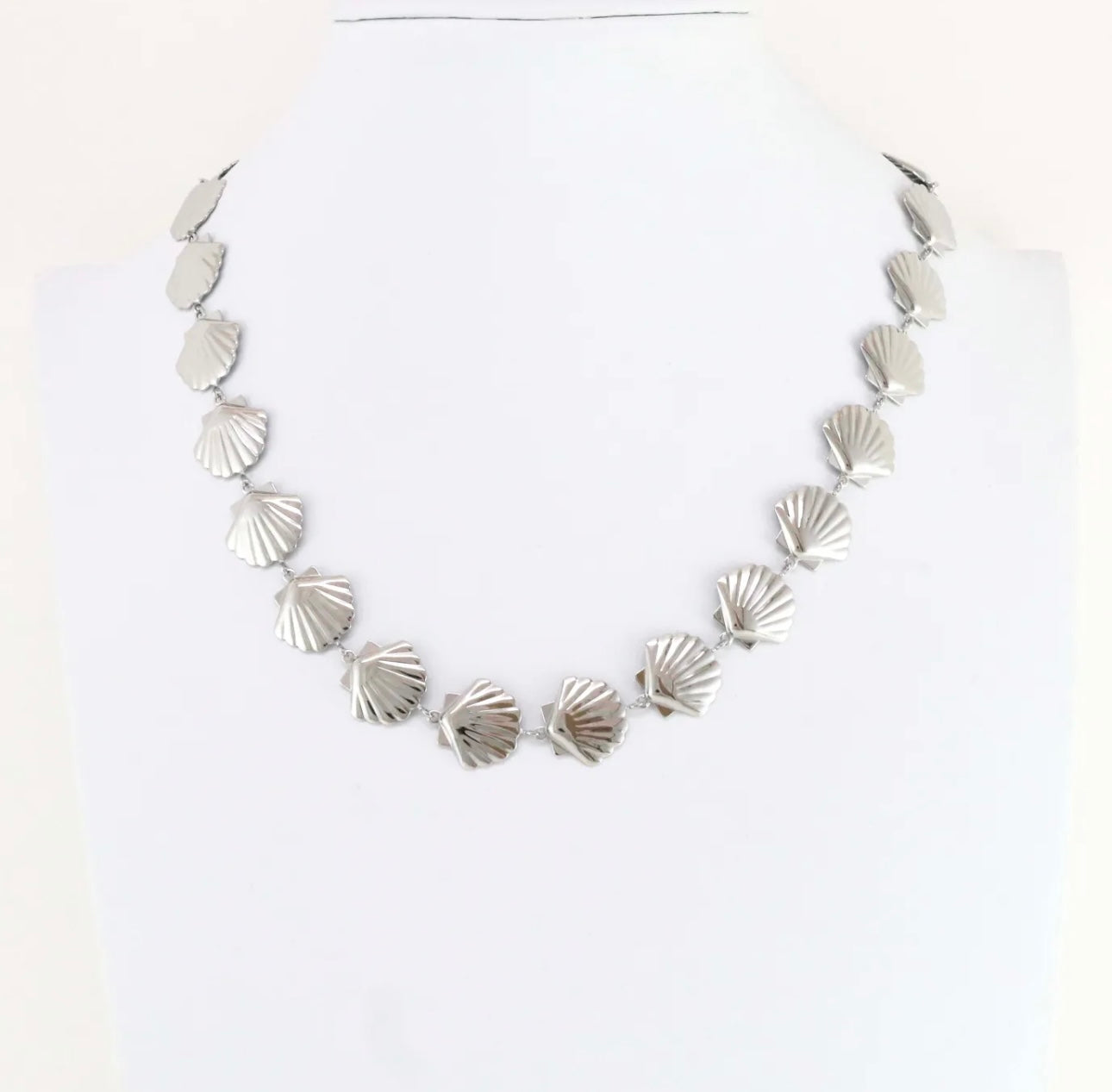 Collar Conchas Silver