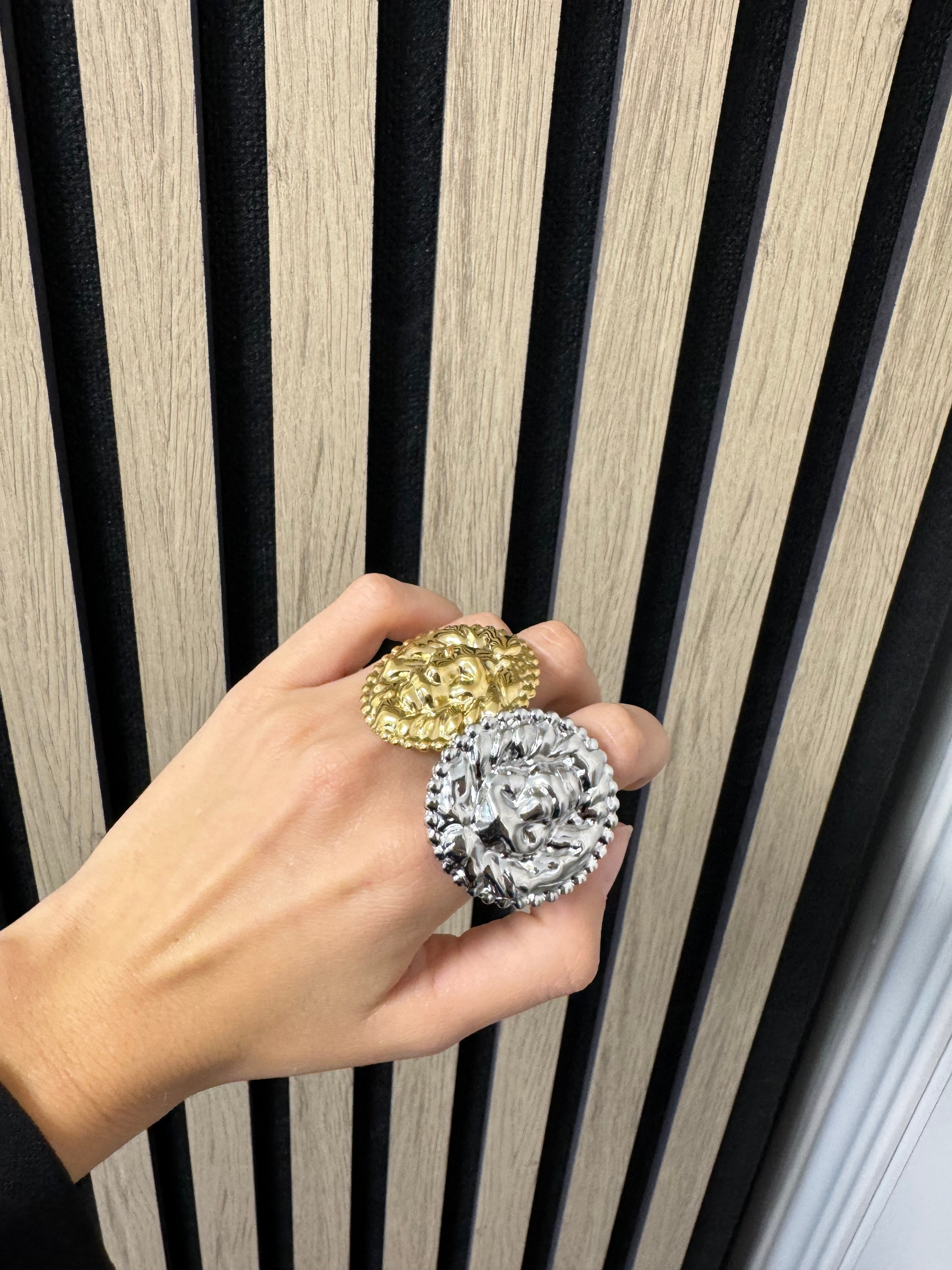 Anillo Cara León