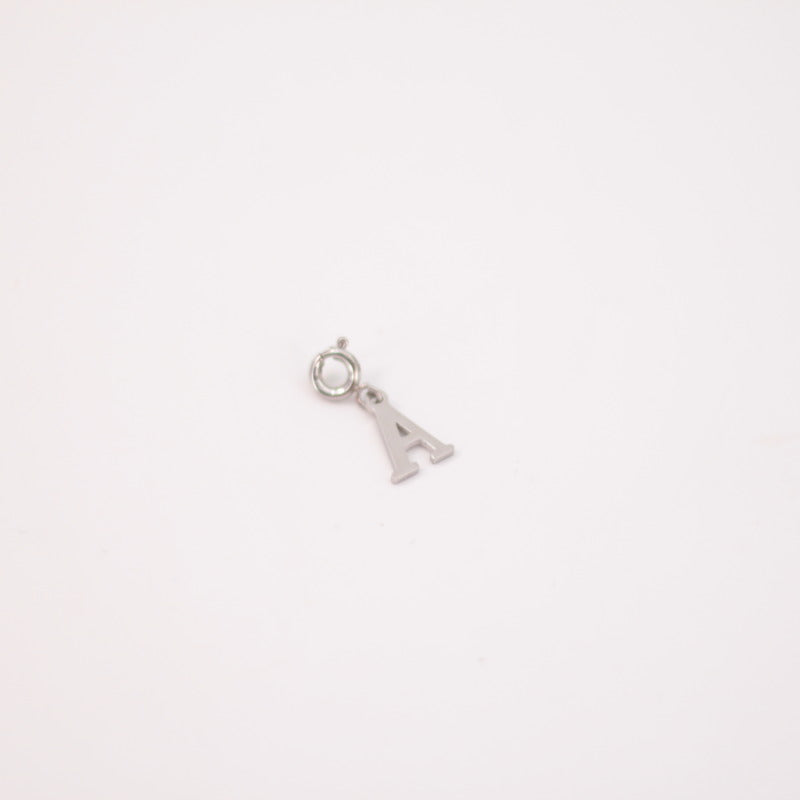 Charm inicial silver