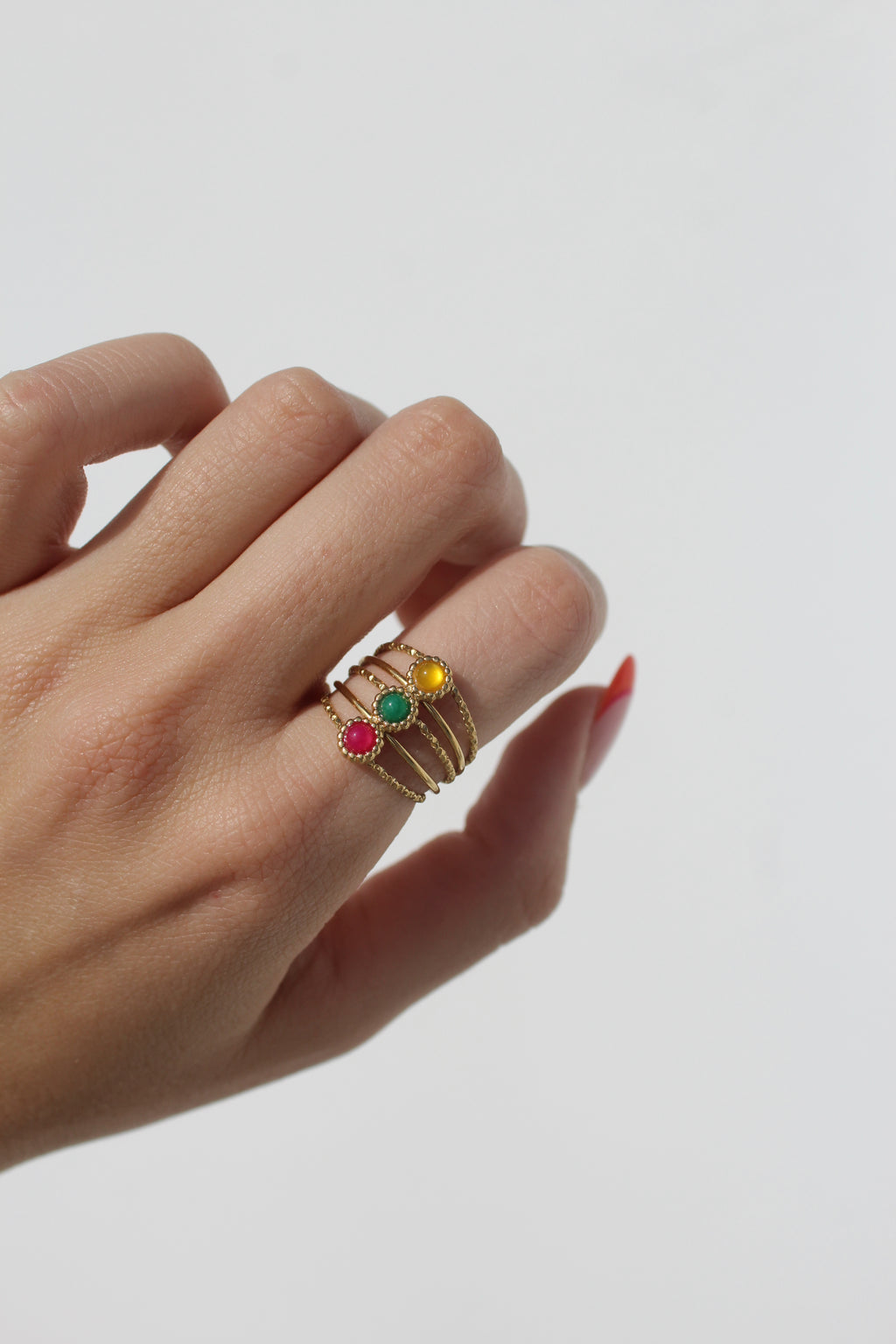 Anillo Akra